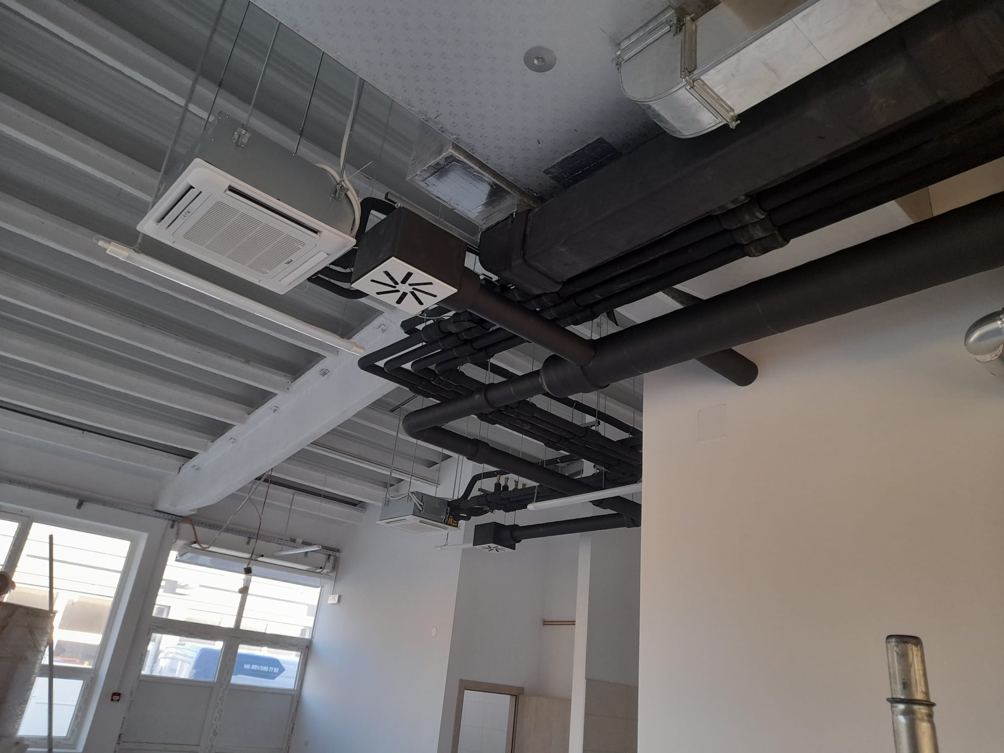 Komercijalne klime i VRF sustavi - RDM Klimatizacija